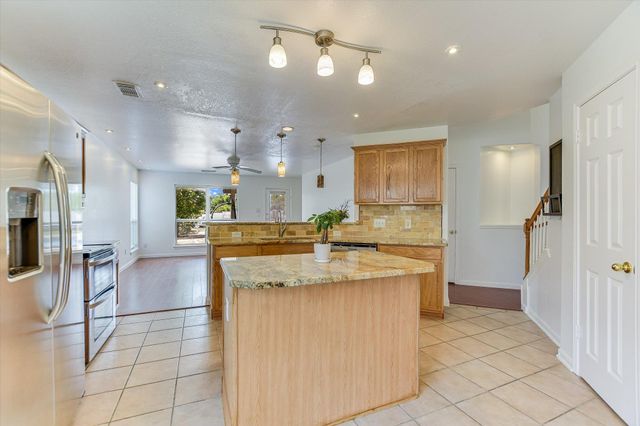 1753 Gaylord DR, Austin, TX 78728