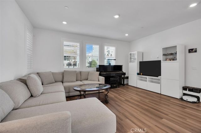 166 Sash, Irvine, CA 92618