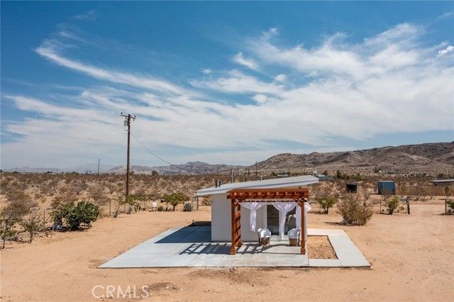 2250 Delgada Avenue, Landers, CA 92285