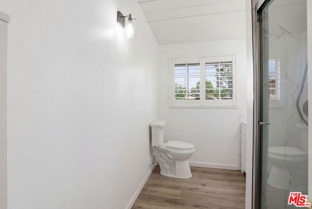 Image 16 of property listing at 15708 Horace Street, Granada Hills, CA 91344