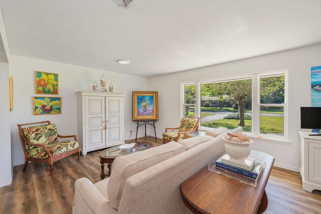 121 Priscilla Drive, Fort Walton Beach, FL 32547