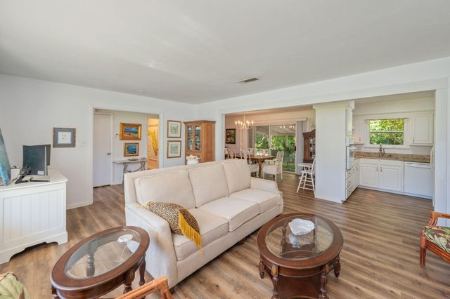 121 Priscilla Drive, Fort Walton Beach, FL 32547