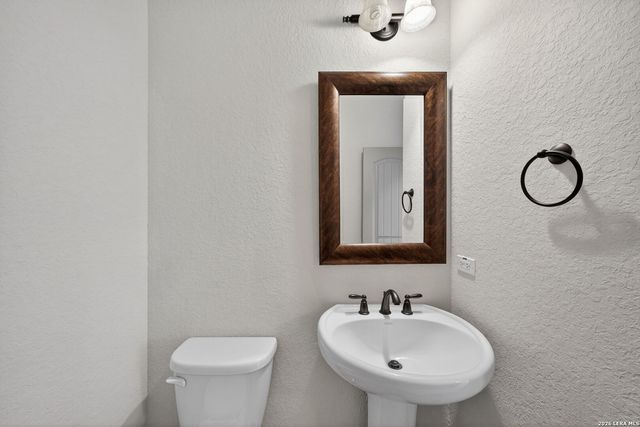 9003 Quail Gate, Boerne, TX 78015