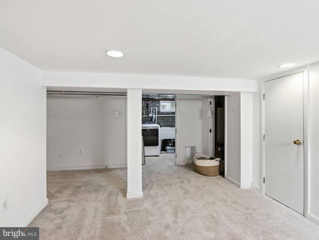 8829 FORT SMALLWOOD RD, Pasadena, MD 21122