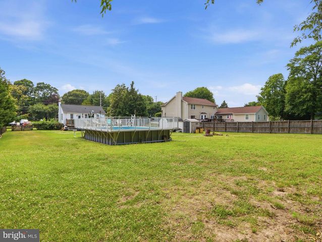 8829 FORT SMALLWOOD RD, Pasadena, MD 21122