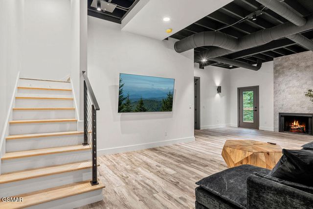 4406 Long Rifle Rd Road, Sevierville, TN 37862