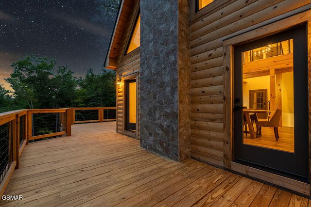 4406 Long Rifle Rd Road, Sevierville, TN 37862