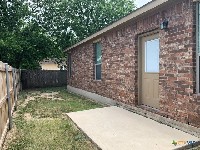 901 Brown Rock Drive, New Braunfels, TX 78130