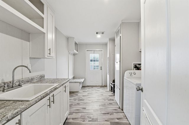 12245 County Road 37495, Cleveland, TX 77327