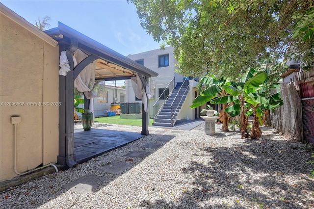 3522 SW 25th St 3522, Miami, FL 33133