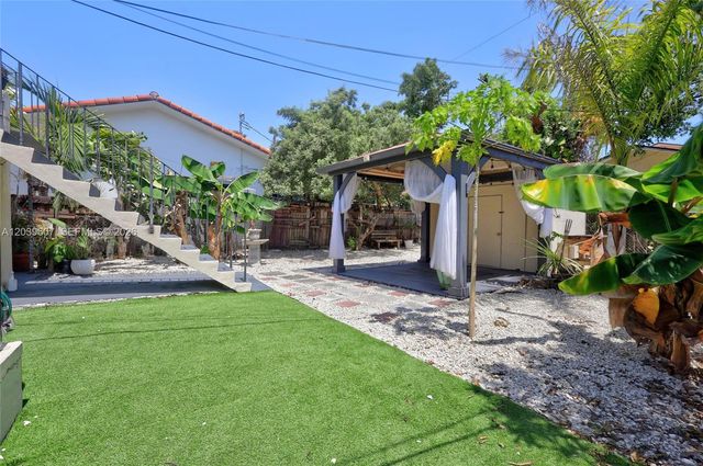 3522 SW 25th St 3522, Miami, FL 33133