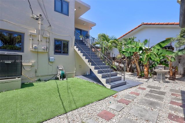 3522 SW 25th St 3522, Miami, FL 33133