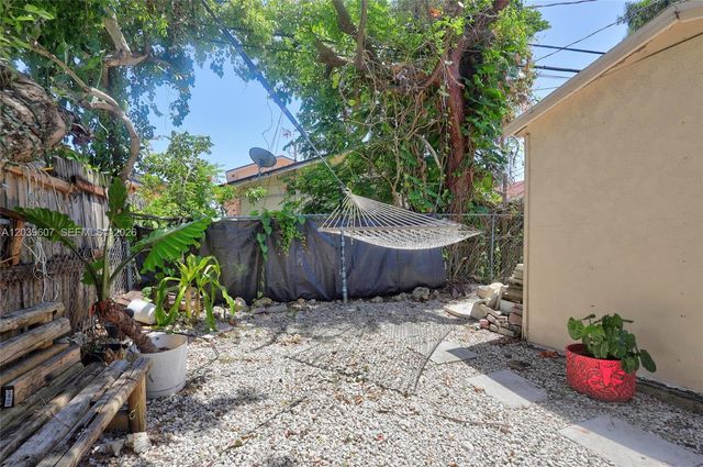 3522 SW 25th St 3522, Miami, FL 33133