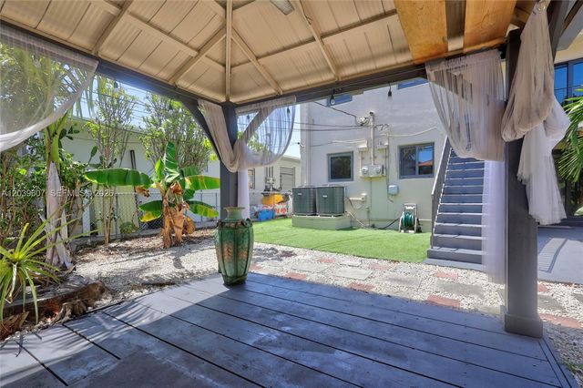 3522 SW 25th St 3522, Miami, FL 33133