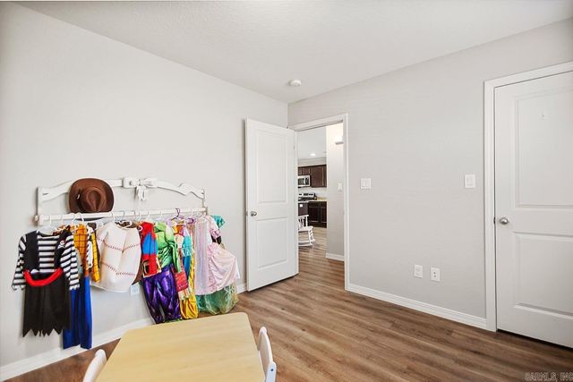 1025 Heritage Way, Benton, AR 72019