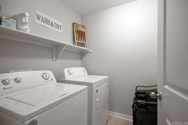 1025 Heritage Way, Benton, AR 72019