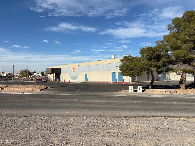 525 East Eldorado Lane, Las Vegas, NV 89123