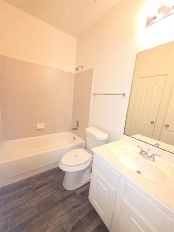 2227 Lazy Trail Path Court, Spring, TX 77373