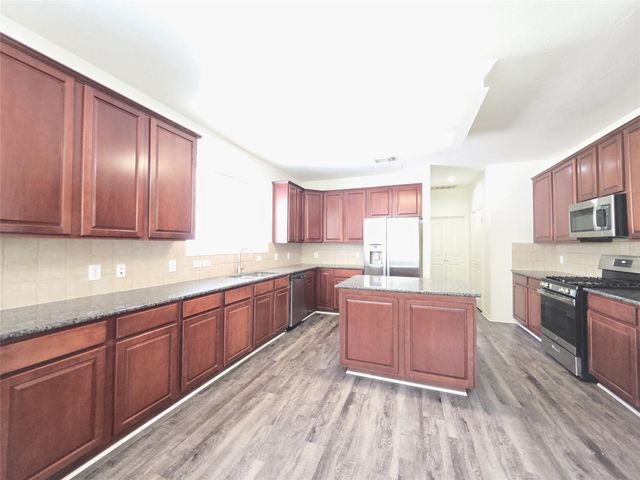 2227 Lazy Trail Path Court, Spring, TX 77373