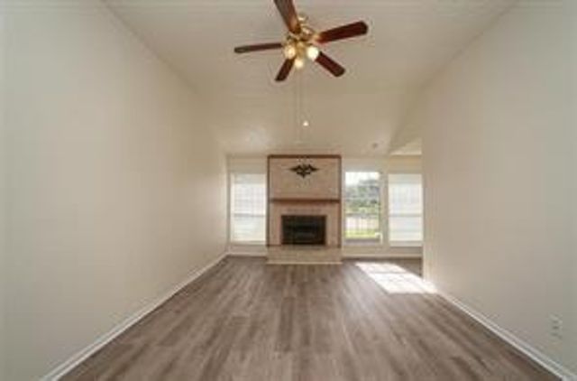 16906 Canary Street, Conroe, TX 77385
