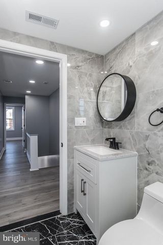 460 ROBBINS ST, Philadelphia, PA 19111