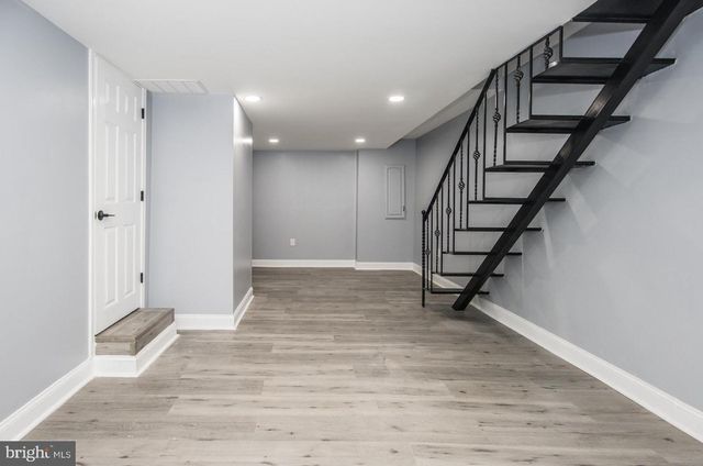 460 ROBBINS ST, Philadelphia, PA 19111