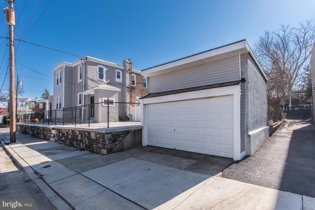 460 ROBBINS ST, Philadelphia, PA 19111