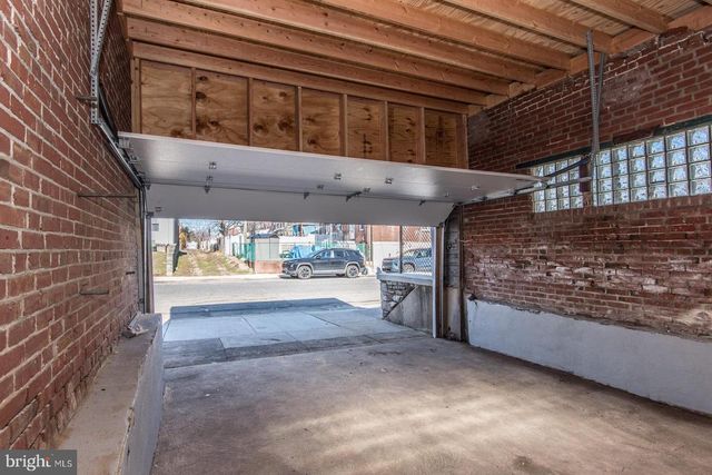 460 ROBBINS ST, Philadelphia, PA 19111