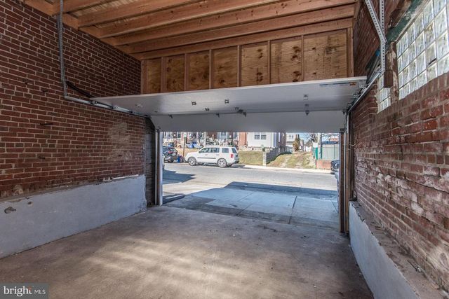 460 ROBBINS ST, Philadelphia, PA 19111