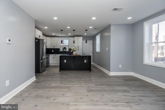 460 ROBBINS ST, Philadelphia, PA 19111