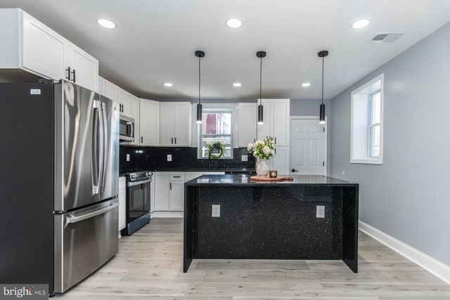 460 ROBBINS ST, Philadelphia, PA 19111