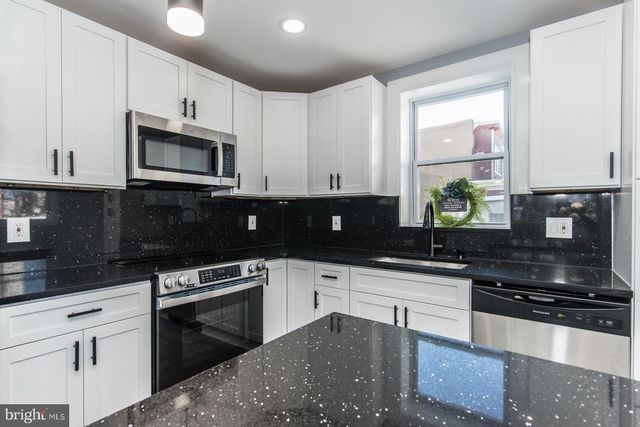 460 ROBBINS ST, Philadelphia, PA 19111