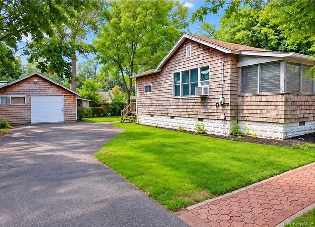 90 Gooseberry Road, Mastic Beach, NY 11951