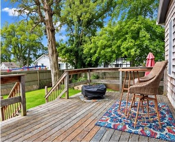 90 Gooseberry Road, Mastic Beach, NY 11951