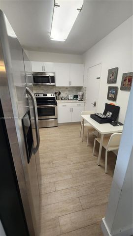 500 Bayview Drive 1725, Sunny Isles Beach, FL 33160