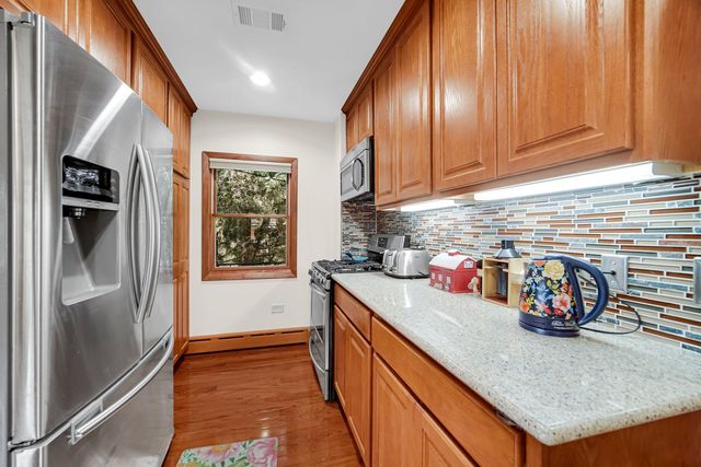 42034 N East Road, Antioch, IL 60002