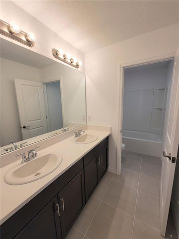 5651 COSTA BLANCA WAY, Davenport, FL 33897