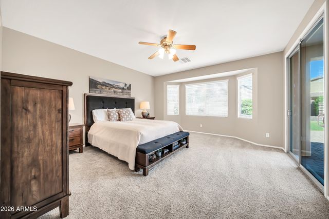 2214 W HEDGEHOG Place, Phoenix, AZ 85085