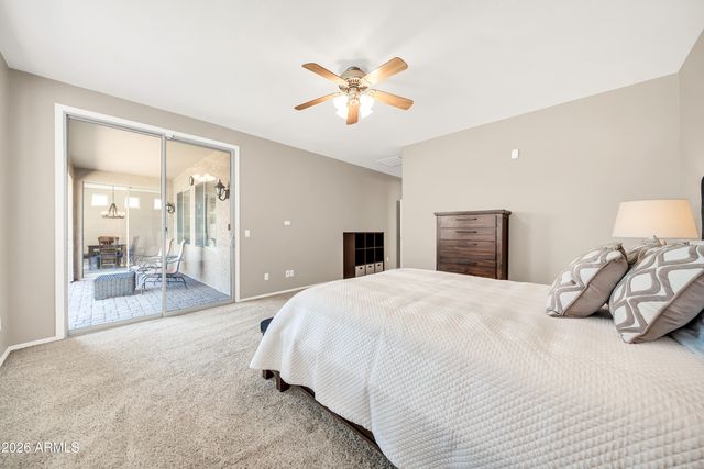 2214 W HEDGEHOG Place, Phoenix, AZ 85085