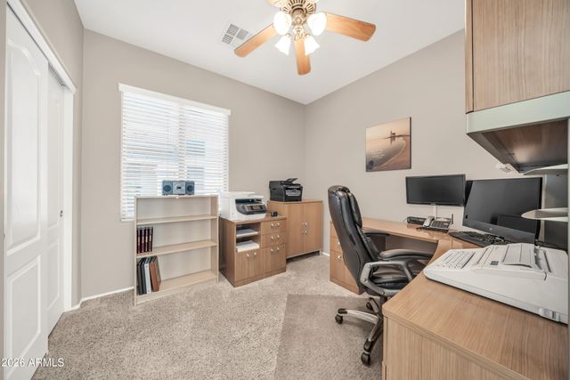 2214 W HEDGEHOG Place, Phoenix, AZ 85085