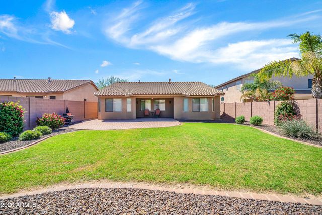 2214 W HEDGEHOG Place, Phoenix, AZ 85085