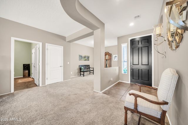 2214 W HEDGEHOG Place, Phoenix, AZ 85085