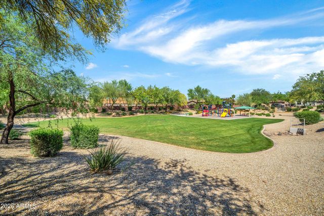 2214 W HEDGEHOG Place, Phoenix, AZ 85085