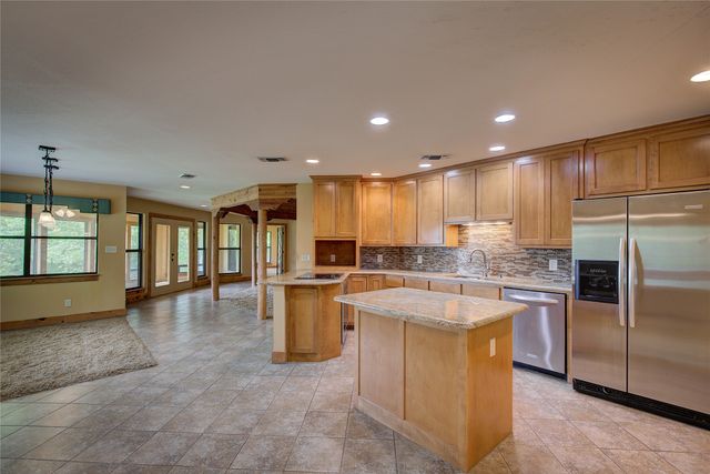 1920 County Road Se 3370, Winnsboro, TX 75494