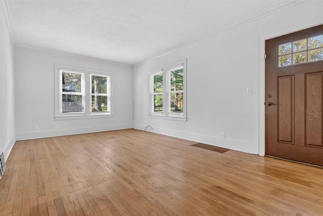 616 Pinehurst Boulevard, Kalamazoo, MI 49006