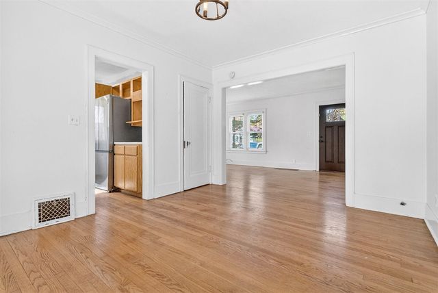 616 Pinehurst Boulevard, Kalamazoo, MI 49006