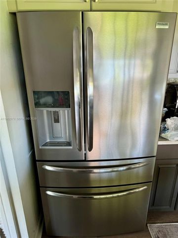 13351 SW 46th St, Miami, FL 33175