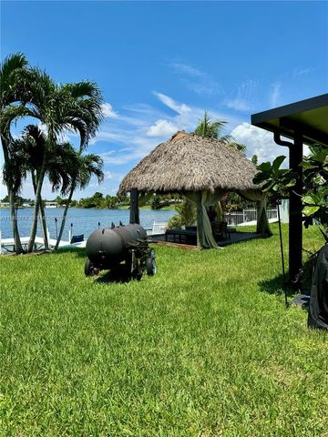 13351 SW 46th St, Miami, FL 33175