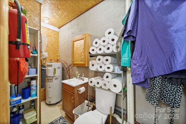 6298 Nc 742 South S, Wadesboro, NC 28170