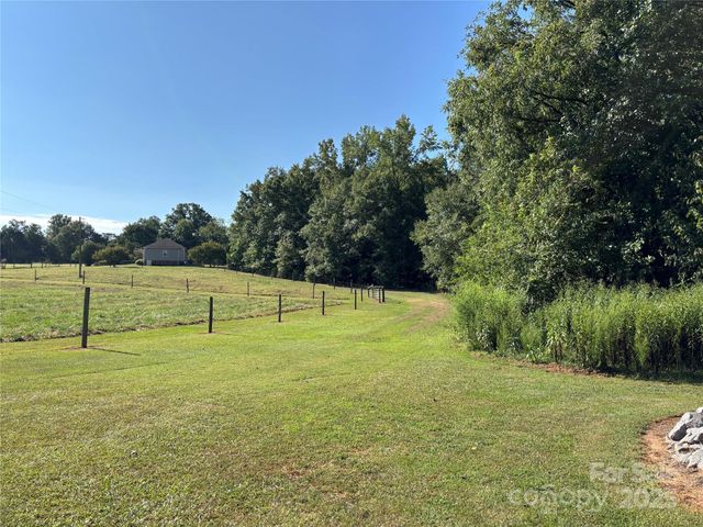 6298 Nc 742 South S, Wadesboro, NC 28170